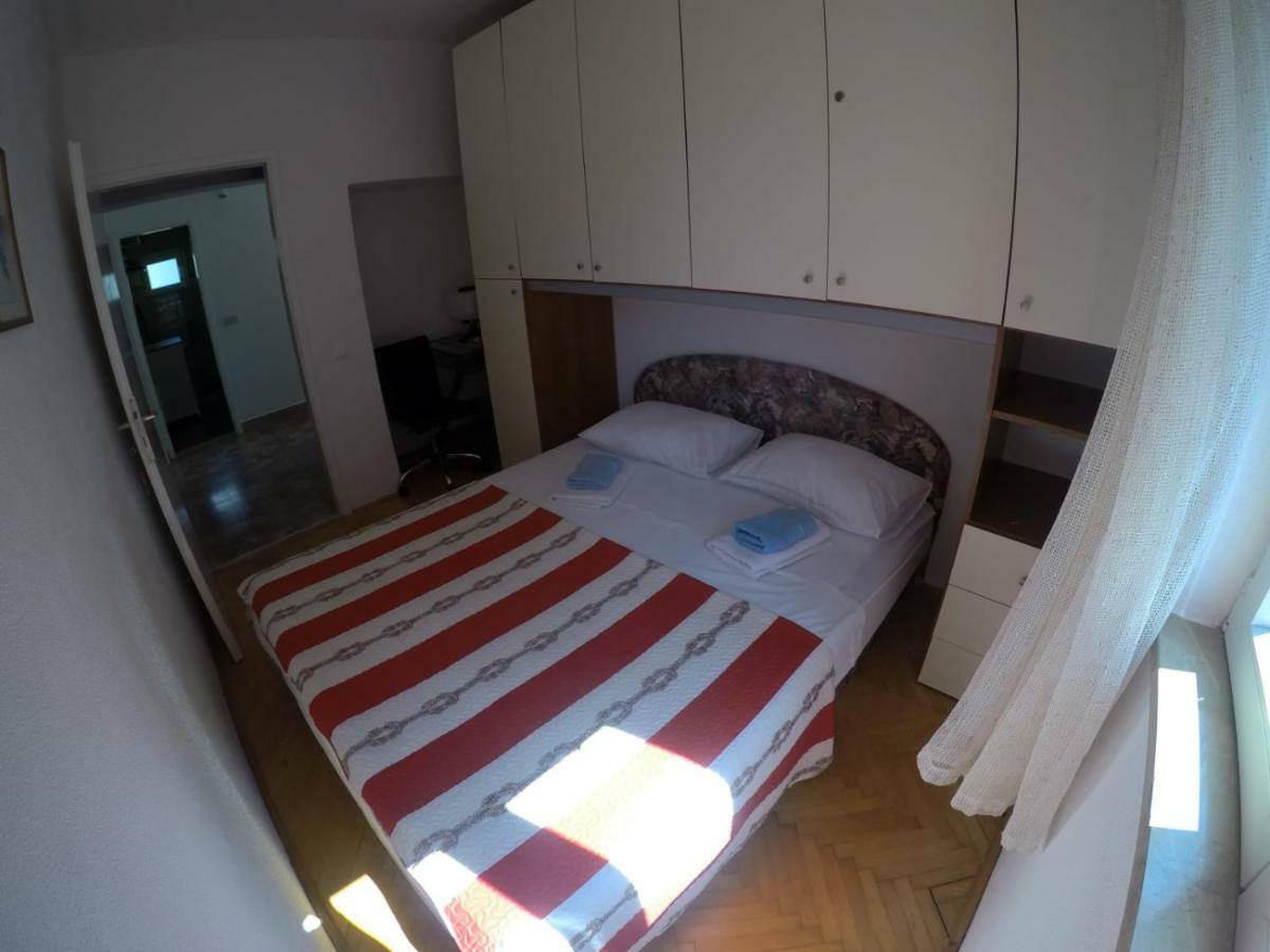 Apartman Kalajzic Омиш Экстерьер фото