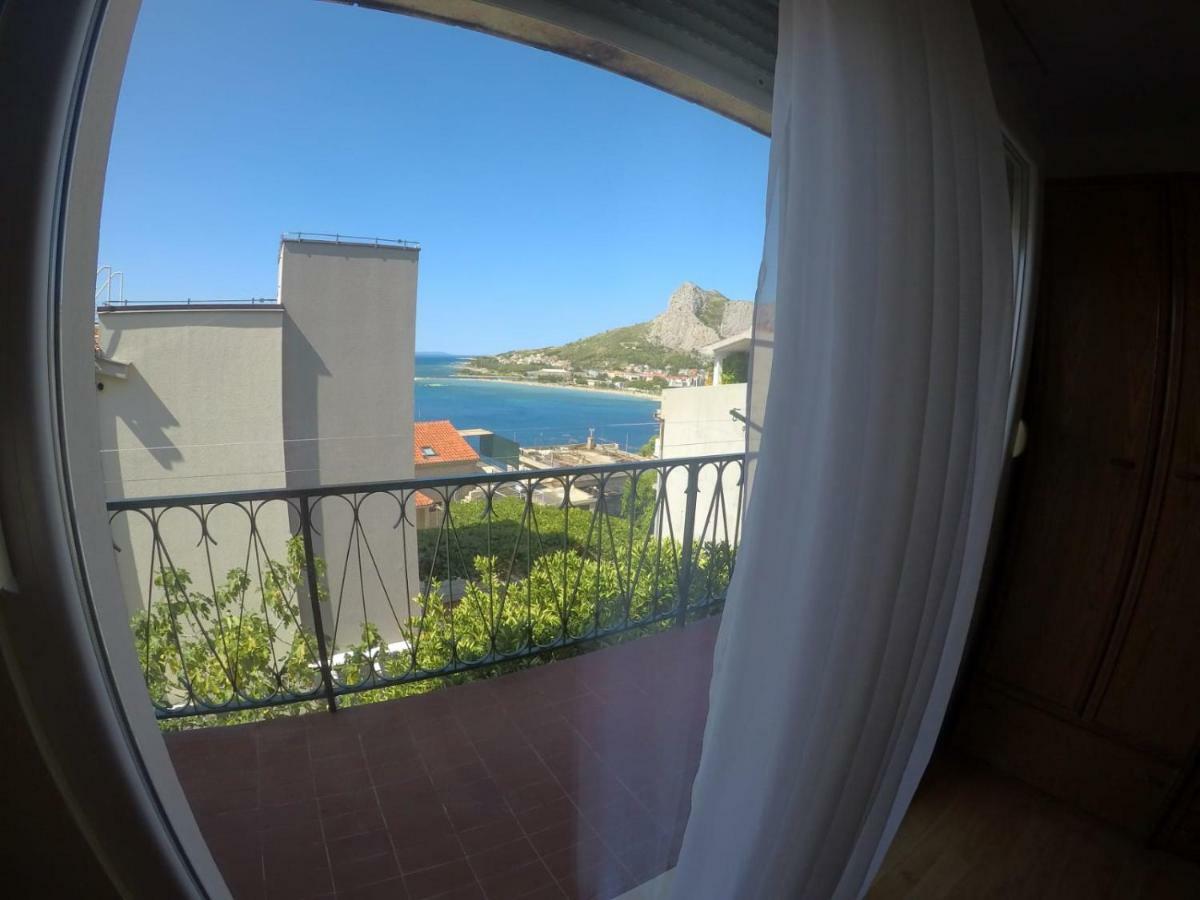 Apartman Kalajzic Омиш Экстерьер фото